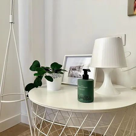 شقة Pambnb - Cozy Refurbished Center