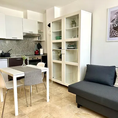 Pambnb - Cozy Refurbished Center شقة *