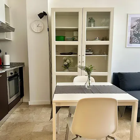 شقة Pambnb - Cozy Refurbished Center *